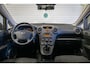 Kia Carens 2.0 CVVT X-tra