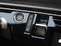 Peugeot 3008 GT Exclusive 225 pk Plug-in Hybrid Automaat | Tot 8 jaar garantie! | Navigatie | Camera's rondom | Panoramisch schuifdak | Ledere bekleding met geheugen functie