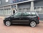 Volkswagen Touran 1.2 TSI Trendline BlueMotion Bj 2012 Hoge Zit Dealer onderhouden