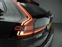 Volvo V90 Cross Country 2.0 B5 AWD Pro | Trekhaak | Schuifdak | Stoelverwarming v+a | LED | HUD
