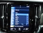 Volvo V90 Cross Country 2.0 B5 AWD Pro | Trekhaak | Schuifdak | Stoelverwarming v+a | LED | HUD