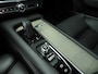 Volvo V90 Cross Country 2.0 B5 AWD Pro | Trekhaak | Schuifdak | Stoelverwarming v+a | LED | HUD