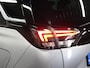 Opel Crossland 110PK Elegance | 1ste eigenaar | Camera | AppleCarplay/AndroidAuto | Navigatie | LED lampen | LEER/Stof | Climate Control | Cruise Control | Isofix | Privacy Glass | Parkeersensoren | Two-Tone |