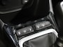 Opel Crossland 110PK Elegance | 1ste eigenaar | Camera | AppleCarplay/AndroidAuto | Navigatie | LED lampen | LEER/Stof | Climate Control | Cruise Control | Isofix | Privacy Glass | Parkeersensoren | Two-Tone |