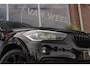 BMW X1 sDrive18d Centennial High Executive M Sport | 2e eigenaar | Keyless entry | M Sportstuur | Cruise control | Shadow Line | Navigatie | Climate control | Bluetooth | Trekhaak