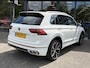 Volkswagen Tiguan 1.4 TSI eHybrid R-Line Business+ | Panoramadak | Leder | Applecarplay/Androidauto | Zeer nette auto |