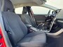 Volvo V40 Cross Country 1.6 T4 Kinetic Clima Navi 180PK City-Safe Lichtmetalen Velgen