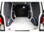 Volkswagen Transporter L2 Comfort 2.0 TDI 150PK DSG AUtomaat Camera | Adaptive Cruise | Trekhaak | 2x schuifdeur | Stoelverwarming | Navi by App