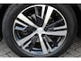 Peugeot E-3008 1.6-165pk e-THP Allure AUTOMAAT ! Trekgewicht 1.550kg ! Autm. airco dual, camera, digitaal dashboard, navigatie, telefoonvoorb., trekhaak, LM wielen, metallic lak, privacy glass, cruise cntrl, elektr. achterklep etc.