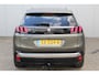 Peugeot E-3008 1.6-165pk e-THP Allure AUTOMAAT ! Trekgewicht 1.550kg ! Autm. airco dual, camera, digitaal dashboard, navigatie, telefoonvoorb., trekhaak, LM wielen, metallic lak, privacy glass, cruise cntrl, elektr. achterklep etc.