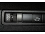 Peugeot E-3008 1.6-165pk e-THP Allure AUTOMAAT ! Trekgewicht 1.550kg ! Autm. airco dual, camera, digitaal dashboard, navigatie, telefoonvoorb., trekhaak, LM wielen, metallic lak, privacy glass, cruise cntrl, elektr. achterklep etc.