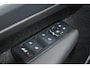 Volvo XC40 B4 Plus Dark | Trekhaak | Verwarmbare voorstoelen en stuurwiel | Keyless | Premium audio by Harman Kardon |