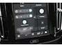 Volvo XC40 B4 Plus Dark | Trekhaak | Verwarmbare voorstoelen en stuurwiel | Keyless | Premium audio by Harman Kardon |