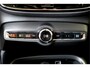 Volvo XC40 1.5 T4 Recharge 155kW/211pk DCT7 Inscription ADAPT.CRUISE + PILOT ASSIST + NAPPA LEER + NAVI SENSUS + LANE ASSIST + STUUR-&STOELVERWARMING + CAMERA + STYLING PAKKET + KEYLESS ENTRY&GO + EL.TREKHAAK + PARKSENSOREN V&A + 19” LM-VELGEN!!