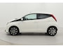 Toyota Aygo 1.0 VVT-i x-joy | Apple Carplay / Android Auto | Clima | Camera | 15 inch | Bluetooth | Privacy glas