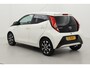 Toyota Aygo 1.0 VVT-i x-joy | Apple Carplay / Android Auto | Clima | Camera | 15 inch | Bluetooth | Privacy glas