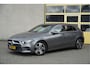 Mercedes-Benz A-klasse 160 5drs Luxury Business Solution BJ2021 Lmv 17" | Led V+A | Pdc | Achteruitrijcamera | Navi | Virtual cockpit | Dashboard verlichting | Climate control | Cruise control | Lederen Sportstoelen | Verwarmde voorstoelen | Zwarte hemel | Getint glas