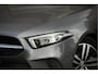 Mercedes-Benz A-klasse 160 5drs Luxury Business Solution BJ2021 Lmv 17" | Led V+A | Pdc | Achteruitrijcamera | Navi | Virtual cockpit | Dashboard verlichting | Climate control | Cruise control | Lederen Sportstoelen | Verwarmde voorstoelen | Zwarte hemel | Getint glas