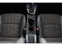 Toyota Yaris Cross 1.5 Hybrid Adventure | Stoel/Stuurverwarming | Parkeersensoren | Electrische kofferklep | Blindspot |
