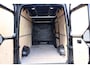 Volkswagen Crafter 35 2.0 TDI 177pk DSG L3H3 Trekhaak Camera LED Stoelverwarming Navigatie