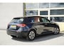 Mercedes-Benz A-klasse 180 5drs Business Solution BJ2022 Lmv 16" | Led V+A | Pdc | Achteruitrijcamera | Navi | Climate control | Cruise control | Sportstoelen | Verwarmde voorstoelen | Zwarte hemel | Getint glas