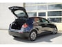 Mercedes-Benz A-klasse 180 5drs Business Solution BJ2022 Lmv 16" | Led V+A | Pdc | Achteruitrijcamera | Navi | Climate control | Cruise control | Sportstoelen | Verwarmde voorstoelen | Zwarte hemel | Getint glas