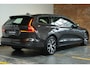 Volvo V60 B3 Essential Edition | Parkeercamera | Parkeersensoren voor + achter | Stoelverwarming voor + achter | Stuurwielverwarming | Dealeronderhouden | Navigatie |