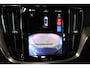 Volvo V60 B3 Essential Edition | Parkeercamera | Parkeersensoren voor + achter | Stoelverwarming voor + achter | Stuurwielverwarming | Dealeronderhouden | Navigatie |