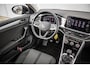 Volkswagen T-Roc 1.0 TSI 110pk Life | Trekhaak Afneembare | Cruise Control Adaptief | Lichtmetalen Velgen 17''