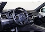 Volvo XC90 T8 Recharge AWD R-Design - Luchtvering - Panorama/schuifdak - IntelliSafe Assist & Surround - 360º Camera - Bowers & Wilkins audio - Adaptieve LED koplampen - Verwarmde voorstoelen, stuur & achterbank - Parkeersensoren voor & achter - Elektr. bedienb. voorstoelen met geheugen - Head up display - Standkachel - Extra getint glas - Inklapbare trekhaak - 22' LMV