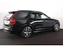 Volvo XC90 T8 Recharge AWD R-Design - Luchtvering - Panorama/schuifdak - IntelliSafe Assist & Surround - 360º Camera - Bowers & Wilkins audio - Adaptieve LED koplampen - Verwarmde voorstoelen, stuur & achterbank - Parkeersensoren voor & achter - Elektr. bedienb. voorstoelen met geheugen - Head up display - Standkachel - Extra getint glas - Inklapbare trekhaak - 22' LMV