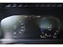 Volvo XC90 T8 Recharge AWD R-Design - Luchtvering - Panorama/schuifdak - IntelliSafe Assist & Surround - 360º Camera - Bowers & Wilkins audio - Adaptieve LED koplampen - Verwarmde voorstoelen, stuur & achterbank - Parkeersensoren voor & achter - Elektr. bedienb. voorstoelen met geheugen - Head up display - Standkachel - Extra getint glas - Inklapbare trekhaak - 22' LMV