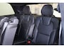 Volvo XC90 T8 Recharge AWD R-Design - Luchtvering - Panorama/schuifdak - IntelliSafe Assist & Surround - 360º Camera - Bowers & Wilkins audio - Adaptieve LED koplampen - Verwarmde voorstoelen, stuur & achterbank - Parkeersensoren voor & achter - Elektr. bedienb. voorstoelen met geheugen - Head up display - Standkachel - Extra getint glas - Inklapbare trekhaak - 22' LMV