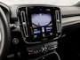 Volvo XC40 1.5 T5 Recharge R-Design 262Pk Automaat (APPLE CARPLAY, GROOT NAVI, LEDER/ALCANTARA, CAMERA, SPORTSTOELEN, ELEK ACHTERKLEP, TREKHAAK, NIEUWSTAAT)