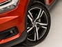 Volvo XC40 1.5 T5 Recharge R-Design 262Pk Automaat (APPLE CARPLAY, GROOT NAVI, LEDER/ALCANTARA, CAMERA, SPORTSTOELEN, ELEK ACHTERKLEP, TREKHAAK, NIEUWSTAAT)