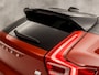 Volvo XC40 1.5 T5 Recharge R-Design 262Pk Automaat (APPLE CARPLAY, GROOT NAVI, LEDER/ALCANTARA, CAMERA, SPORTSTOELEN, ELEK ACHTERKLEP, TREKHAAK, NIEUWSTAAT)