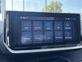 Peugeot 208 1.2 Hybrid 110 e-DCS6 Allure | CAMERA | NAVI | CARPLAY | DODEHOEKDETECT. | HALF/LEDER |