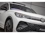 Volkswagen Tiguan 1.5 eHybrid 272pk R-Line Edition | SoH 99% | Panoramadak | Elektrisch Bestuurdersstoel met Geheugen | Trekhaak Uitklapbaar | Rondomzicht Camera
