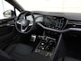 Volkswagen Touareg R Edition 3.0 eHybrid 462 PK Panoramadak | Trekhaak | 22" inch velgen | Navigatie | Lederen bekleding |