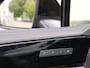 Volkswagen Touareg R Edition 3.0 eHybrid 462 PK Panoramadak | Trekhaak | 22" inch velgen | Navigatie | Lederen bekleding |