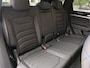 Volkswagen Touareg R Edition 3.0 eHybrid 462 PK Panoramadak | Trekhaak | 22" inch velgen | Navigatie | Lederen bekleding |