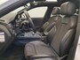 Audi A4 Avant 40 TFSI Sport S line black edition Panorama dak, ACC, Camera