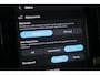 Volvo XC40 Single Motor Extended Range Ultimate 82 kWh | Adaptive Cruise & Pilot Assist | Panoramisch Schuif-/Kanteldak | Power Seats incl. Memory | Premium Harman/Kardon Audio | Google Services | Elektr. Achterklep | 360 Camera |