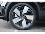 Volvo XC40 Single Motor Extended Range Ultimate 82 kWh | Adaptive Cruise & Pilot Assist | Panoramisch Schuif-/Kanteldak | Power Seats incl. Memory | Premium Harman/Kardon Audio | Google Services | Elektr. Achterklep | 360 Camera |
