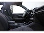 Volvo XC40 Single Motor Extended Range Ultimate 82 kWh | Adaptive Cruise & Pilot Assist | Panoramisch Schuif-/Kanteldak | Power Seats incl. Memory | Premium Harman/Kardon Audio | Google Services | Elektr. Achterklep | 360 Camera |