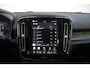 Volvo XC40 Single Motor Extended Range Ultimate 82 kWh | Adaptive Cruise & Pilot Assist | Panoramisch Schuif-/Kanteldak | Power Seats incl. Memory | Premium Harman/Kardon Audio | Google Services | Elektr. Achterklep | 360 Camera |