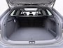 Volkswagen Passat Variant 1.5 eHybrid R-Line | Pano Dak | Trekhaak | 360 Camera | Head-up Display | Harman Kardon | Side Assist | Elek. Achterklep | Elek. Stoelen | ACC | Stuur-/Stoelverwarming V+A |