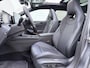Volkswagen Passat Variant 1.5 eHybrid R-Line | Pano Dak | Trekhaak | 360 Camera | Head-up Display | Harman Kardon | Side Assist | Elek. Achterklep | Elek. Stoelen | ACC | Stuur-/Stoelverwarming V+A |