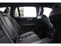 Volvo V60 T8 Plug-in hybrid AWD Plus Dark | Elektrisch verstelbare stoelen met geheugenfunctie | Premium audiosysteem van Harman Kardon | Semi-elektrische trekhaak | Stoelverwarming vóór en achter | Stuurverwarming | 360°-camera
