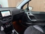 Peugeot 2008 1.6 VTi Allure 120 PK / Navigatie full map / Parkeer sensoren / Airconditioning / Trekhaak